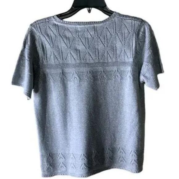 Alfred Dunner Vintage Metallic Grey Short Sleeve Sweater Top Size Petite Medium - Picture 1 of 6